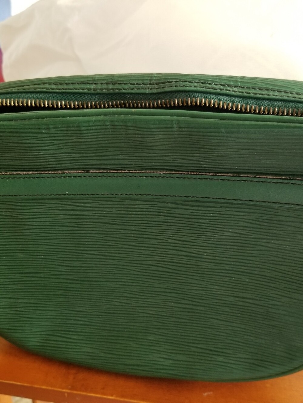 VINTAGE Louis Vuitton Green Epi Leather Shoulder Bag- Good Condition - Picture 8 of 10